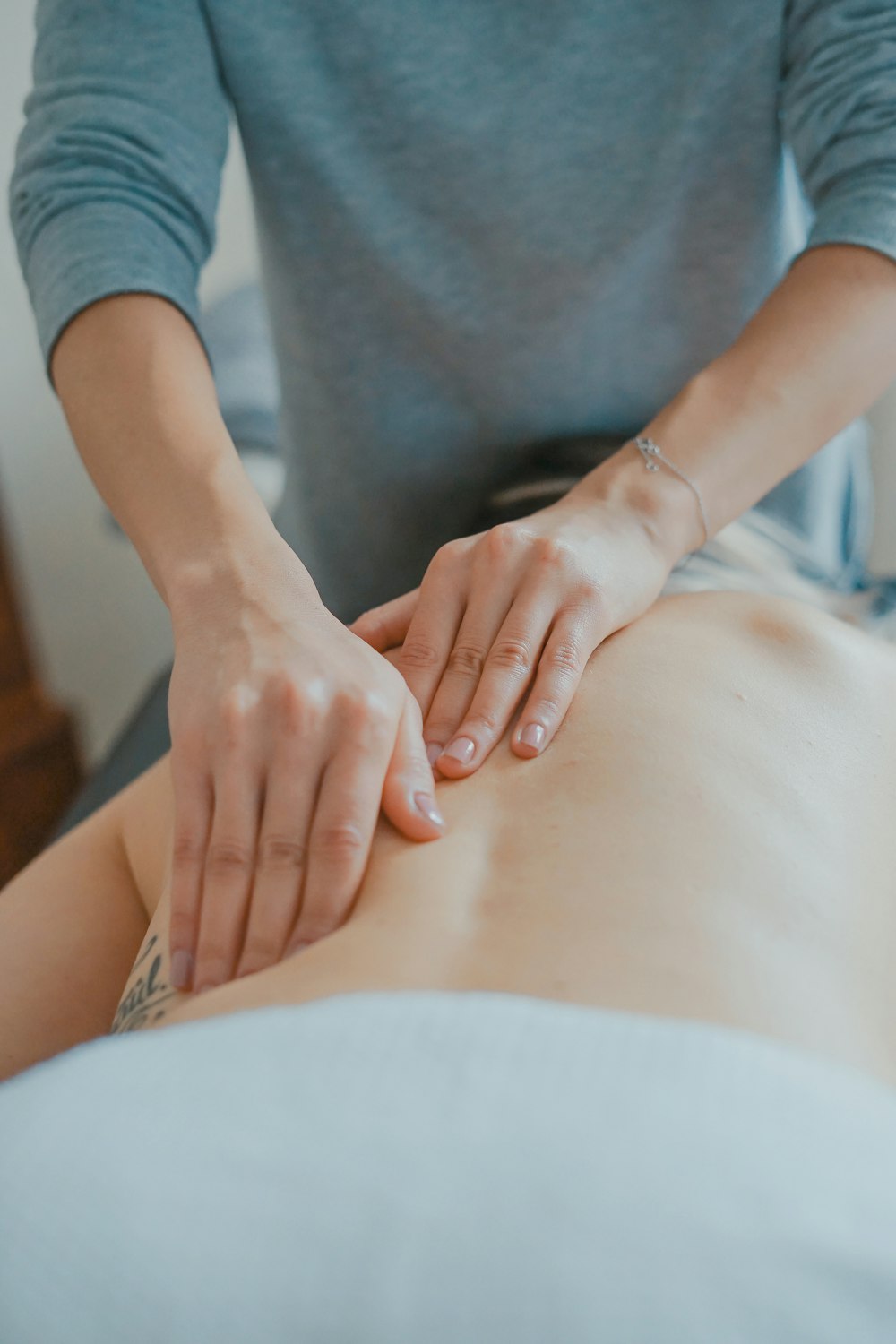 Relaxing back treatment